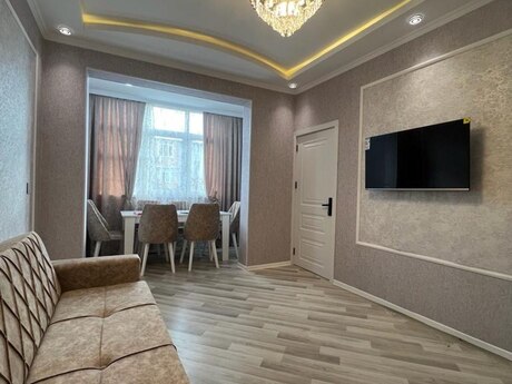 2 otaqlı köhnə tikili - Memar Əcəmi m. - 45 m²