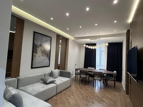 Объявление №5887605 - Баку, м. 28 мая, 3-комн., 119 м², 5/12 этаж