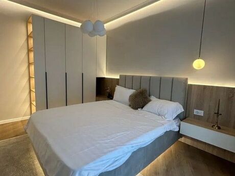 3 otaqlı yeni tikili - 28 May m. - 130 m²