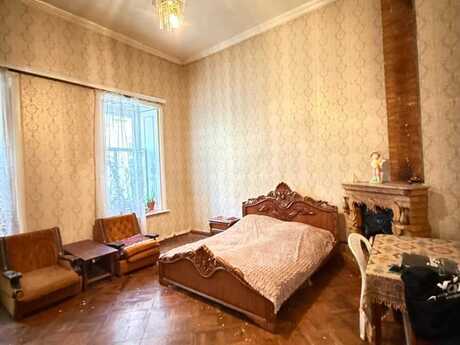 2 otaqlı köhnə tikili - Nizami m. - 70 m²