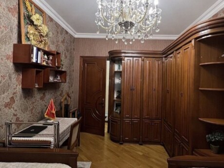 4-комн. новостройка - Наримановский  р. - 160 м²