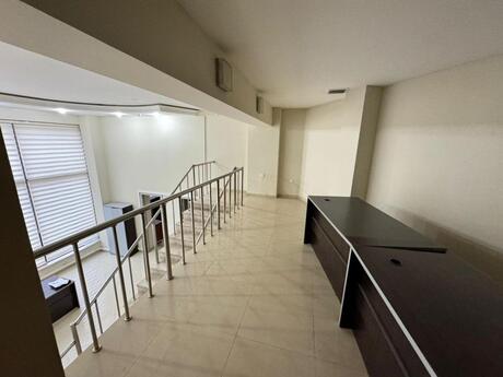 Obyekt - 28 May m. - 320 m²