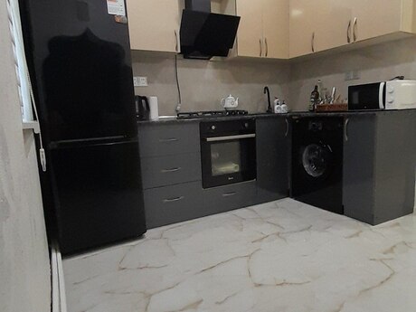 4 otaqlı yeni tikili - Lökbatan q. - 80 m²