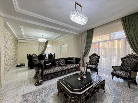 15 otaqlı həyət evi/bağ evi - Neftçilər m. - 900 m²