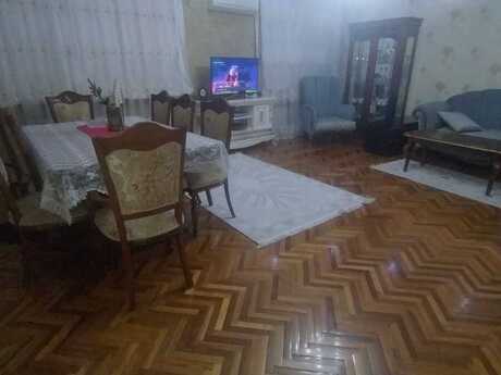 4 otaqlı köhnə tikili - İnşaatçılar m. - 110 m²