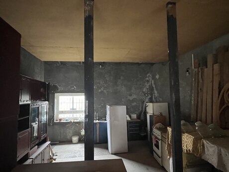 4 otaqlı həyət evi/bağ evi - Albalılıq q. - 170 m²