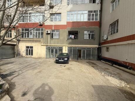 Obyekt - Yasamal r. - 300 m²