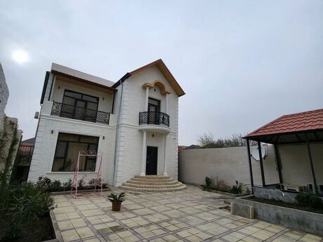 5 otaqlı həyət evi/bağ evi - Badamdar q. - 240 m²