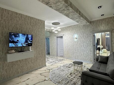 Kirayə 4 otaqlı mənzil, 185 m², 28 May: 2 300 ₼/ay 5