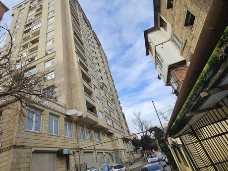 3 otaqlı yeni tikili - İnşaatçılar m. - 120 m²