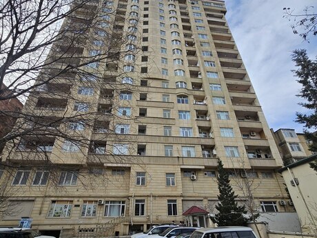 3 otaqlı yeni tikili - İnşaatçılar m. - 120 m²