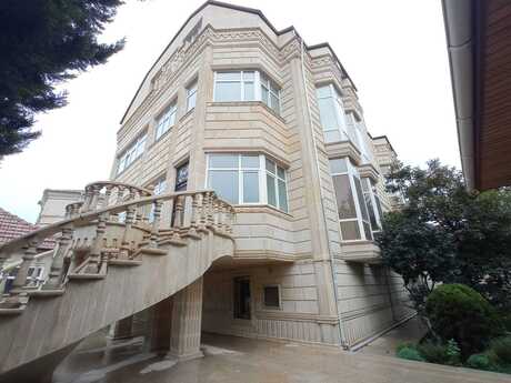 6 otaqlı həyət evi/bağ evi - Badamdar q. - 600 m²