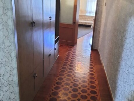 3 otaqlı köhnə tikili - Gənclik m. - 79 m²