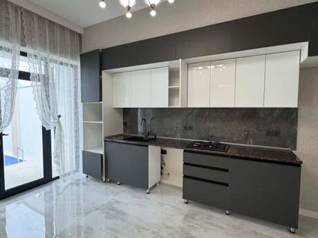 4 otaqlı həyət evi/bağ evi - Şüvəlan q. - 150 m²