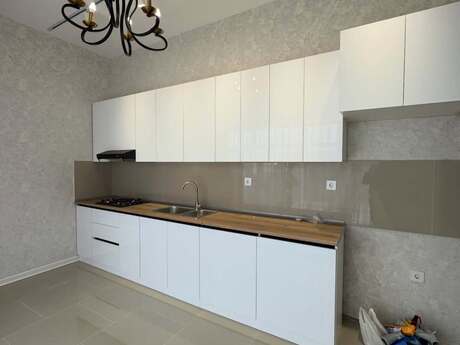 4 otaqlı həyət evi/bağ evi - Şüvəlan q. - 140 m²