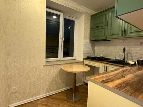 2-комн. вторичка - м. Ичеришехер - 50 м²