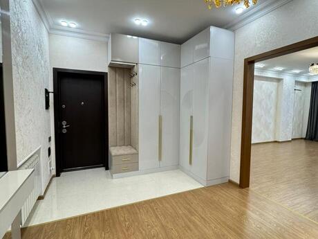 3 otaqlı mənzil, 136 m², Neftçilər: 352 000 ₼ 5