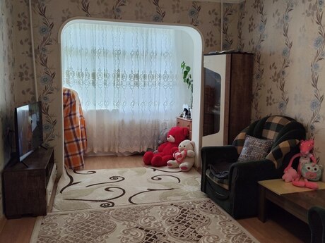 2-комн. вторичка - пос. Ахмедлы - 60 м²