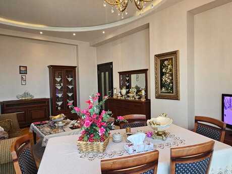 3 otaqlı yeni tikili - 28 May m. - 135 m²