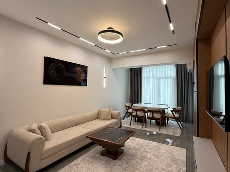 Elan №5889338 - Bakı, Şah İsmayıl Xətai m., 2 otaqlı, 66 m², 15/19 mərtəbə