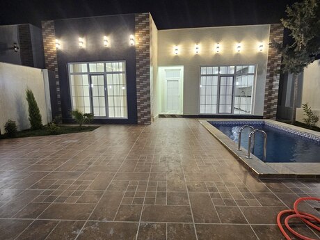 House with Garden, Villa For Sale