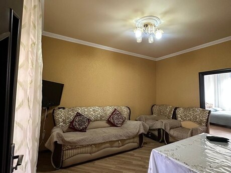 3-комн. вторичка - м. Мемар Аджеми - 55 м²