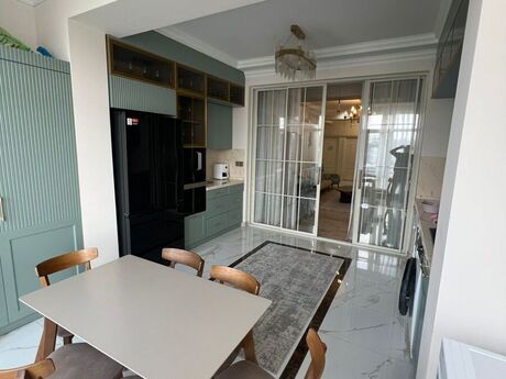 3 otaqlı yeni tikili - Həzi Aslanov m. - 111 m²