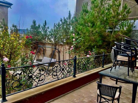 4 otaqlı həyət evi/bağ evi - Badamdar q. - 166 m²