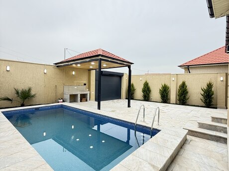 4 otaqlı həyət evi/bağ evi - Şüvəlan q. - 150 m²