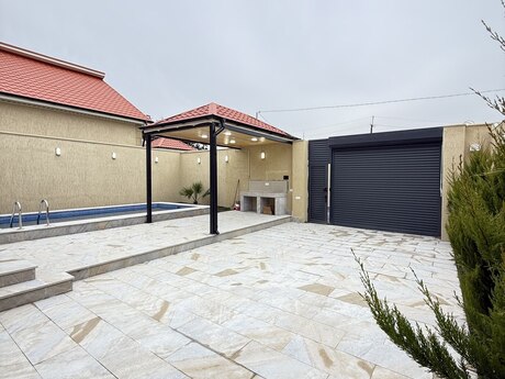 4 otaqlı həyət evi/bağ evi - Şüvəlan q. - 150 m²