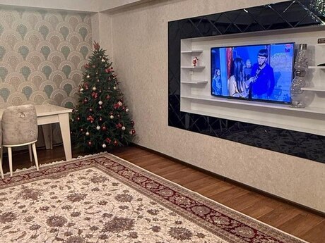 Объявление №5890286 - Баку, Хатаинский р., 3-комн., 135 м², 4/5 этаж