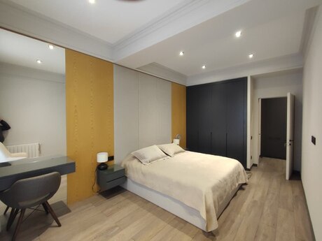 3-комн. новостройка - м. 28 мая - 115 м²