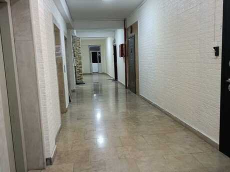 3-комн. новостройка - м. Иншаатчылар - 120 м²