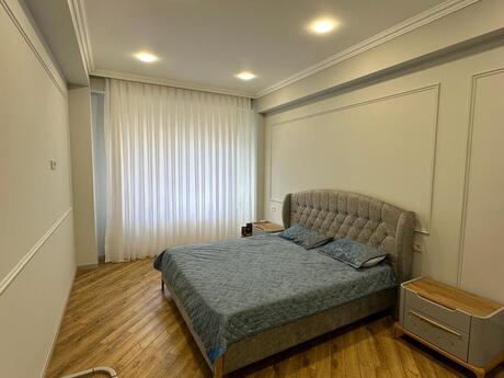 3 otaqlı yeni tikili - Ağ şəhər q. - 130 m²