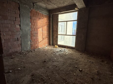 3 otaqlı yeni tikili - Xətai r. - 145 m²