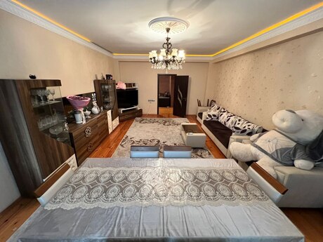 Объявление №5891220 - Баку, м. Ази Асланов, 3-комн., 140 м², 12/17 этаж