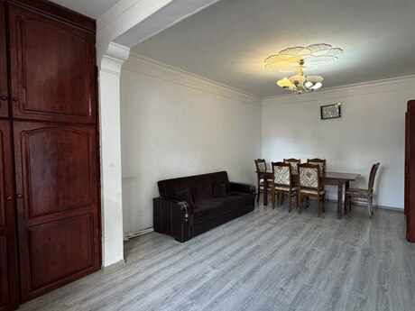 Объявление №5850084 - Баку, м. Элмляр Академиясы, 3-комн., 80 м², 5/9 этаж