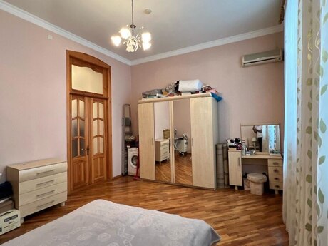 Kirayə 3 otaqlı mənzil, 110 m², İçəri Şəhər: 1 500 ₼/ay 3