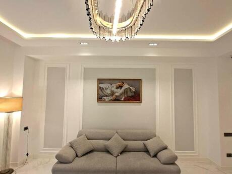 Объявление №5891723 - Баку, пос. Аг шехер, 4-комн., 156 м², 2/4 этаж