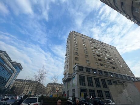 3 otaqlı yeni tikili - Şah İsmayıl Xətai m. - 81 m²