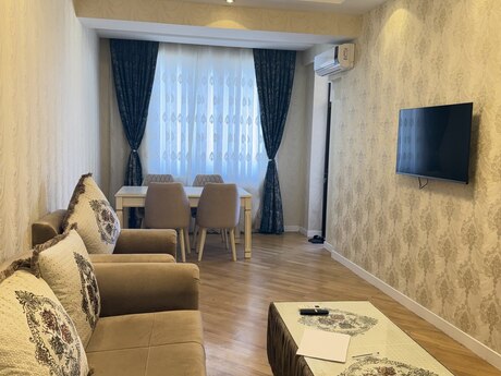 Elan №5892304 - Bakı, Elmlər Akademiyası m., 2 otaqlı, 72 m², 10/18 mərtəbə