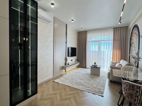 Объявление №5892422 - Баку, м. Ази Асланов, 3-комн., 70 м², 8/15 этаж