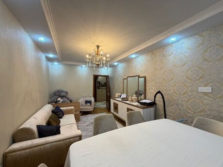 4 otaqlı köhnə tikili - Yeni Günəşli q. - 90 m²