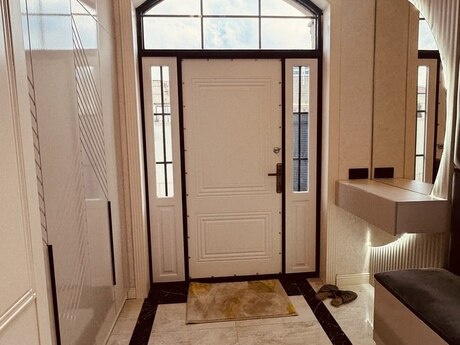 House with Garden, Villa For Sale