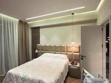 Аренда: 3-комнатная квартира, 100 м², Elmlər Akademiyası: 2 800 ₼/мес 4