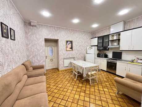 2-комн. новостройка - м. Сахил - 65 м²