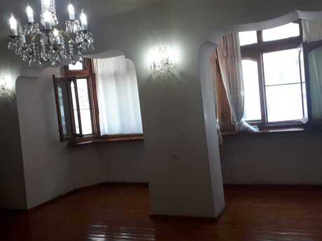 4 otaqlı köhnə tikili - Nizami m. - 99.9 m²