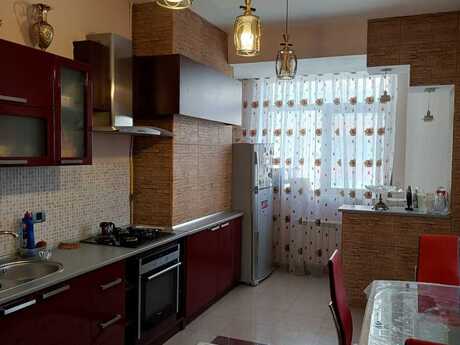 4 otaqlı yeni tikili - Neftçilər m. - 161 m²