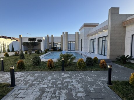 5 otaqlı həyət evi/bağ evi - Mərdəkan q. - 260 m²