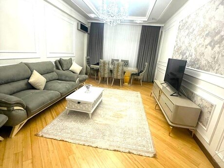 Объявление №5894142 - Баку, м. Низами, 3-комн., 140 м², 14/17 этаж